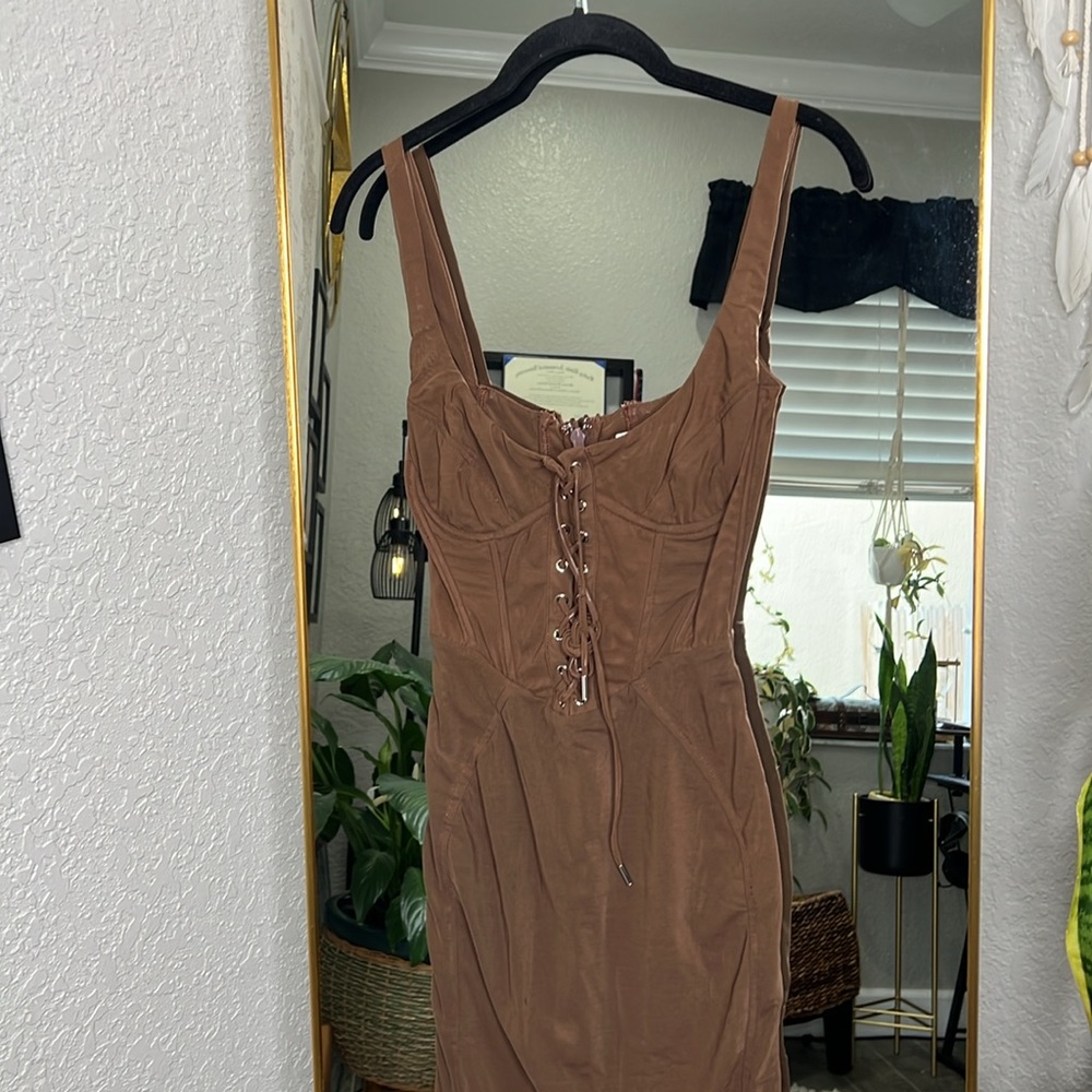 HOUSE OF CB 'Simona' Chocolate Lace Up Corset Midi Dress NWOT - Picture 7 of 9